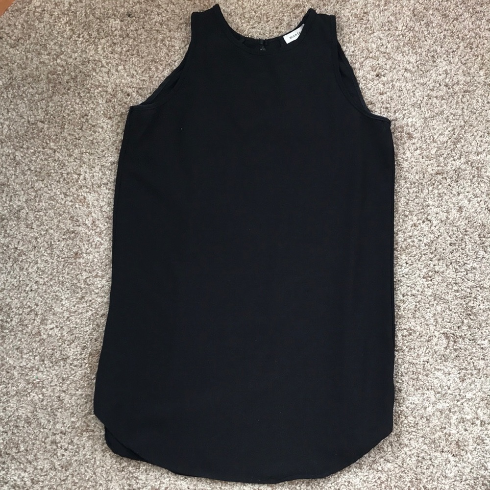 Black dressy tunic top size L.